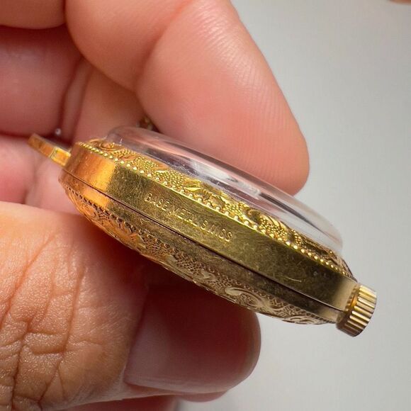 Customtime | Unisex | Pocket Watch | One Size | Retro Style Etched Analog Gold W - Picture 4 of 5